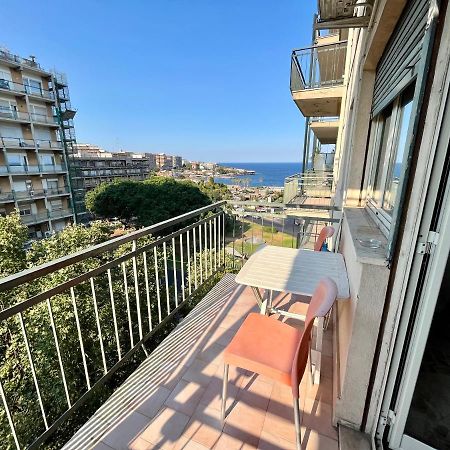 Sea View Holiday Apartment カターニア エクステリア 写真
