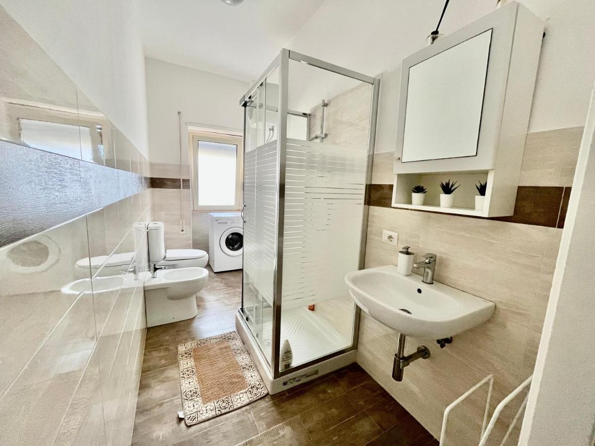 Sea View Holiday Apartment カターニア エクステリア 写真